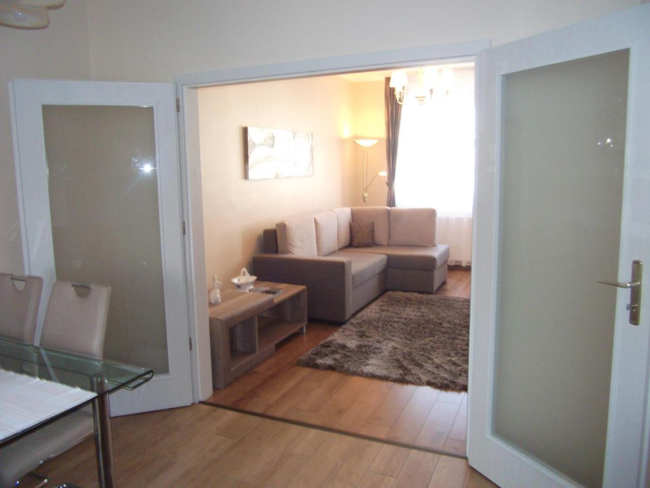 Ametiszt Apartman Heviz Ngoại thất bức ảnh